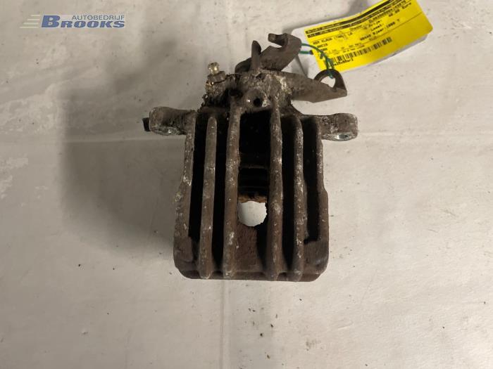 Gebrauchte Bremszange links hinten Lancia Dedra 1.8 GT 16V VVT Preis € 20,00 Margenregelung angeboten von Autobedrijf Brooks