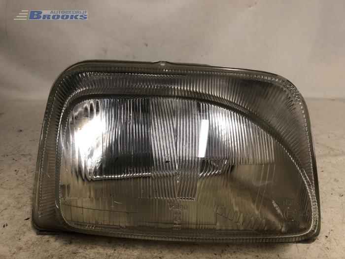 Headlight, right from a Renault Express/Rapid/Extra 1.9 D 1995