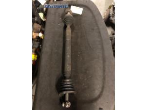 Used Front drive shaft, right Fiat Panda (141) 1000 IE Price € 10,00 Margin scheme offered by Autobedrijf Brooks