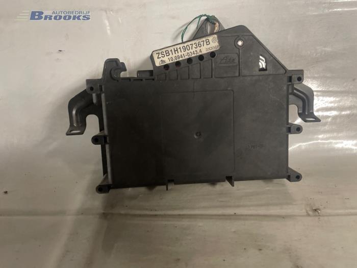 Used ABS Computer Volkswagen Golf III (1H1) 1.9 TD Price € 20,00 Margin scheme offered by Autobedrijf Brooks