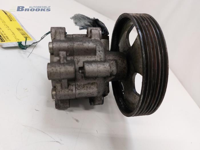 Usagé Pompe de direction Citroen C5 II Berline (RC) 1.6 HDiF 16V Prix € 25,00 Règlement à la marge proposé par Autobedrijf Brooks