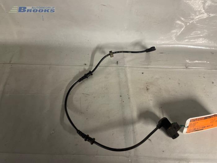 Begagnade ABS-sensor Mercedes A-Klasse Pris € 20,00 Marginaltabell erbjuds av Autobedrijf Brooks