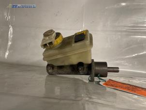 Usados Bomba de freno Fiat Punto I (176) TD 1.7 60 Precio € 20,00 Norma de margen ofrecido por Autobedrijf Brooks