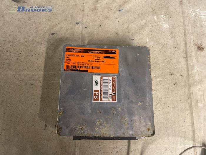 Used Automatic gearbox computer Opel Astra F (53/54/58/59) 1.6i Price € 60,00 Margin scheme offered by Autobedrijf Brooks