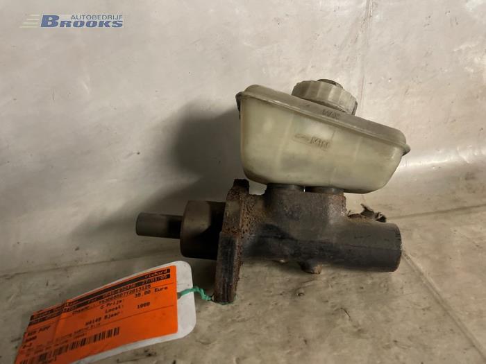 Używane Pompa hamulcowa Saab 9-3 I (YS3D) 2.2 TiD 16V Cena € 20,00 Procedura marży oferowane przez Autobedrijf Brooks