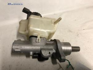 Used Brake pump Volkswagen Caddy III (2KA,2KH,2CA,2CH) 1.9 TDI Price € 25,00 Margin scheme offered by Autobedrijf Brooks
