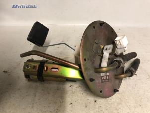 Usados Bomba eléctrica de combustible Mazda 323F Precio € 10,00 Norma de margen ofrecido por Autobedrijf Brooks