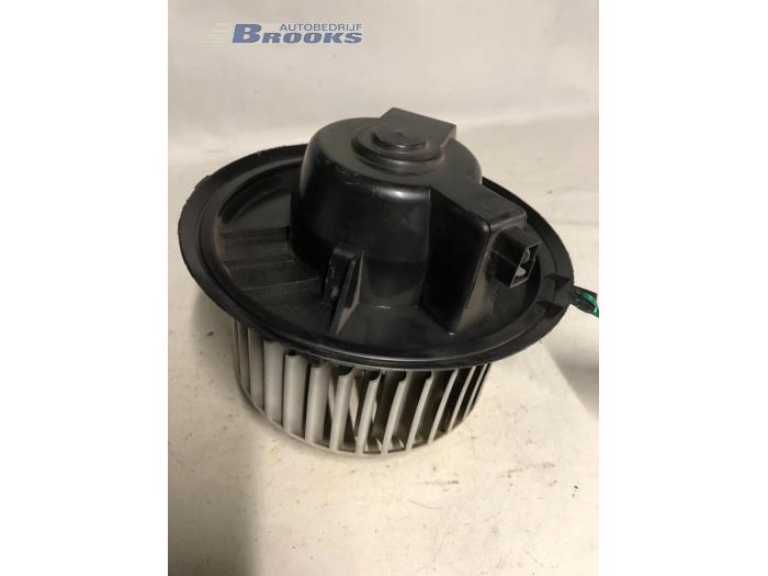 Heating and ventilation fan motor from a Fiat Brava (182B) 1.4 S,SX 12V 1995