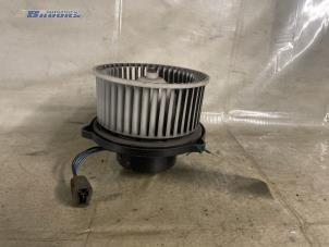 Usados Motor de ventilador de calefactor Hyundai Sonata 2.0i 16V Precio € 10,00 Norma de margen ofrecido por Autobedrijf Brooks