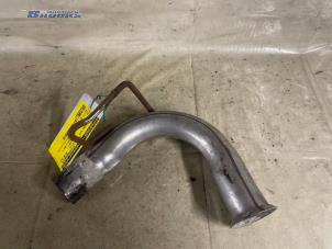 Used Exhaust middle section Renault Clio (B/C57/357/557/577) 1.2e Kat. Price € 10,00 Margin scheme offered by Autobedrijf Brooks