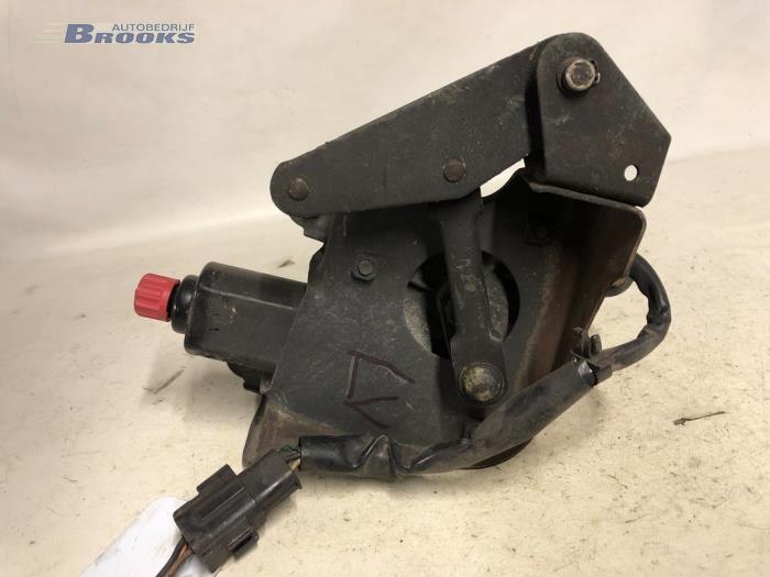 Headlight motor from a Mazda 323 F (BG14) 1.6i 1991