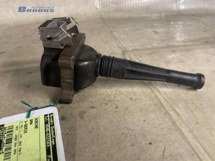 Ignition coil from a BMW 3-Serie 1993