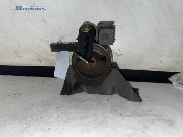 Used Engine mount Mazda 323 Fastbreak (BJ14) 1.5 LX,GLX 16V Price € 25,00 Margin scheme offered by Autobedrijf Brooks