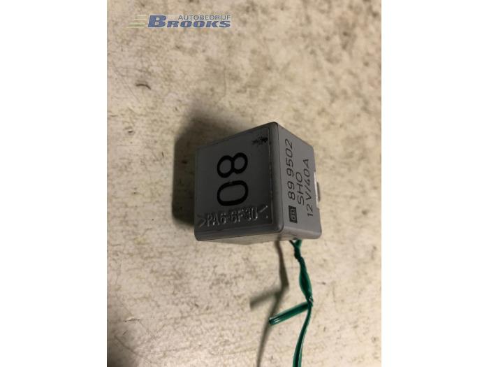Używane Przekaznik Seat Inca (6K9) 1.9 SDI Cena € 5,00 Procedura marży oferowane przez Autobedrijf Brooks