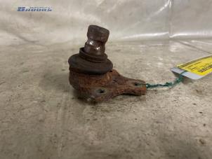 Used Steering knuckle ball joint Volkswagen Caddy II (9K9A) 1.9 D Price € 5,00 Margin scheme offered by Autobedrijf Brooks