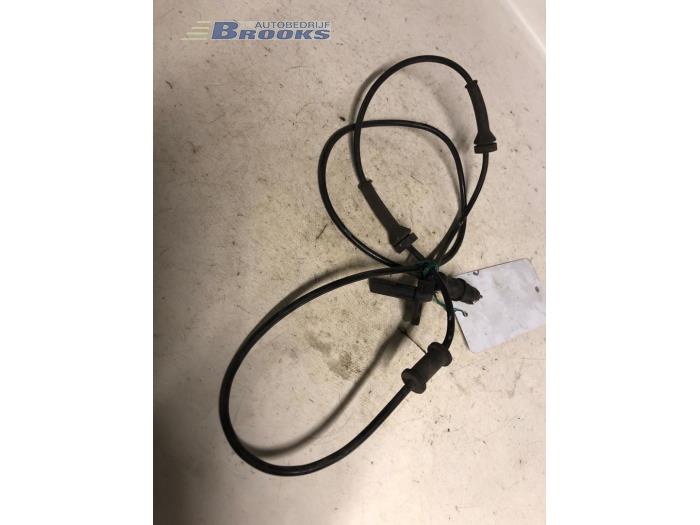 Begagnade ABS-sensor Fiat Bravo (182A) 1.9 TDS S,SX 75 Pris € 15,00 Marginaltabell erbjuds av Autobedrijf Brooks