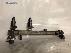 Used Fuel injector nozzle Opel Astra F (53/54/58/59) 2.0 GSi,CDX,Sport 16V Price on request offered by Autobedrijf Brooks