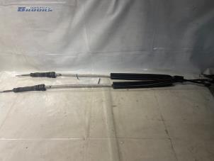Used Gearbox control cable Volkswagen Caddy III (2KA,2KH,2CA,2CH) 1.9 TDI Price € 15,00 Margin scheme offered by Autobedrijf Brooks