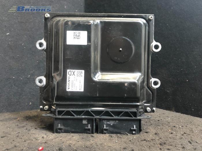 Used Engine management computer Volvo V40 (MV) 2.0 D2 16V Price € 60,00 Margin scheme offered by Autobedrijf Brooks