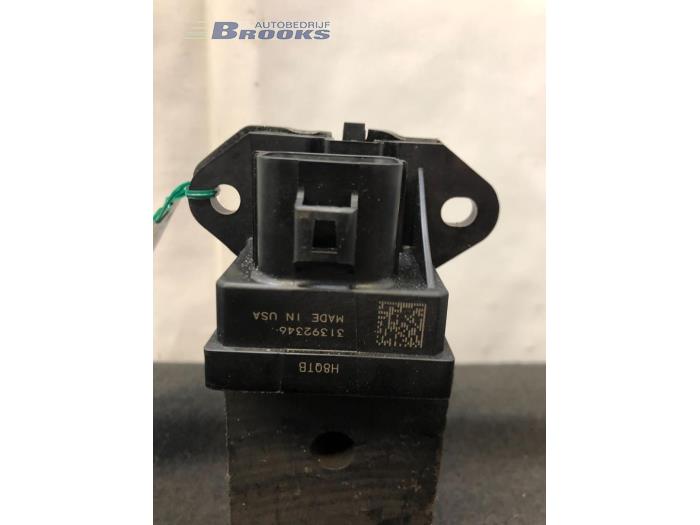 Usagé Module pompe carburant Volvo V40 (MV) 2.0 D2 16V Prix € 30,00 Règlement à la marge proposé par Autobedrijf Brooks