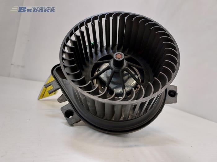 Motor de ventilador de calefactor de un MINI Mini One/Cooper (R50) 1.6 16V One 2006