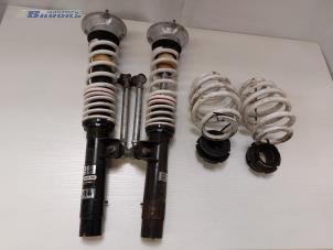 Used Lowering kit Volkswagen Golf IV (1J1) 1.6 Price € 100,00 Margin scheme offered by Autobedrijf Brooks
