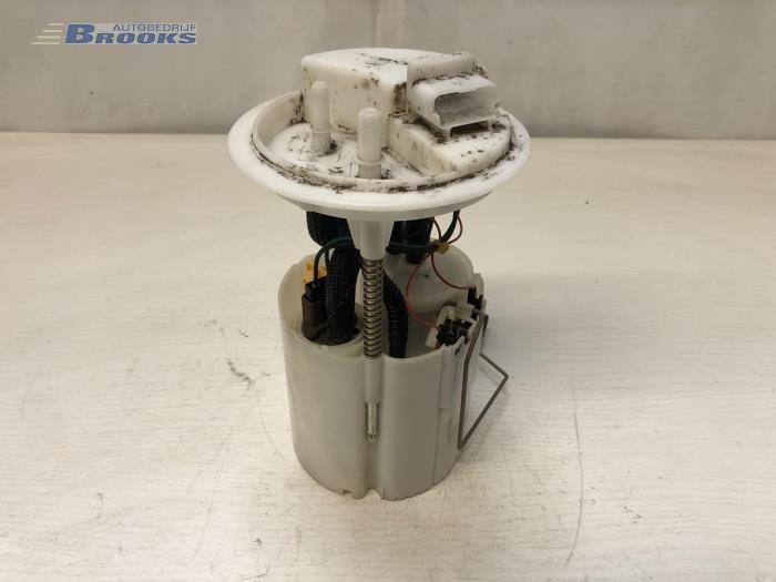 Gebrauchte Kraftstoffpumpe Elektrisch Fiat Grande Punto 1.4 T-Jet 16V Preis € 30,00 Margenregelung angeboten von Autobedrijf Brooks