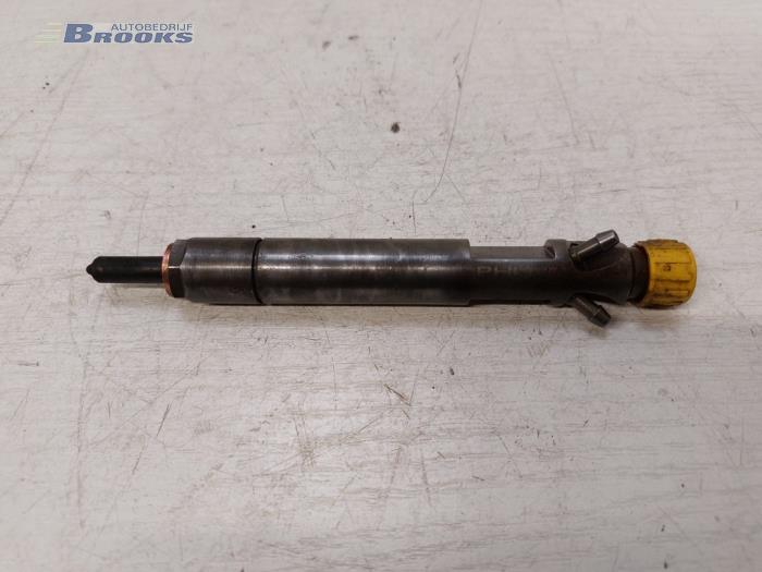 Usagé Injecteurs Ford Focus 1 Wagon 1.8 TDdi Prix € 25,00 Règlement à la marge proposé par Autobedrijf Brooks