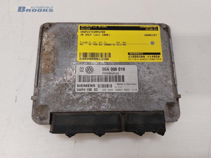 Used Injection computer Volkswagen Golf IV (1J1) 1.6 Price € 20,00 Margin scheme offered by Autobedrijf Brooks
