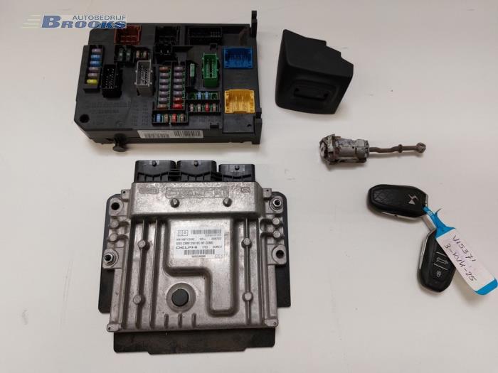 Used Engine management computer Citroen DS5 (KD/KF) 2.0 165 HYbrid4 16V Price on request offered by Autobedrijf Brooks