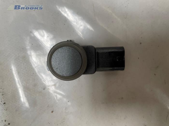 Usados Sensor PDC Mercedes C Estate (S204) 2.2 C-180 CDI 16V BlueEFFICIENCY Precio € 15,00 Norma de margen ofrecido por Autobedrijf Brooks