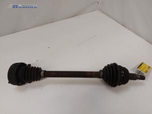 Used Front drive shaft, left Audi A3 (8L1) 1.6 Price € 20,00 Margin scheme offered by Autobedrijf Brooks