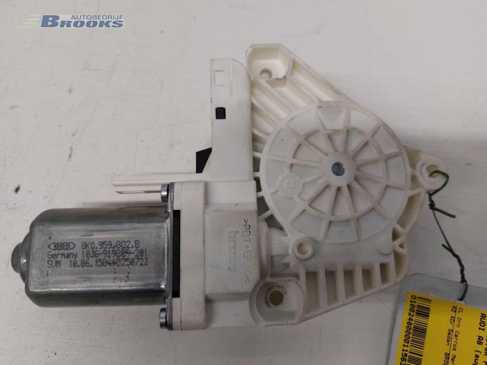 Usados Motor de ventanilla de puerta Audi A8 (D4) 4.2 TDI V8 32V Quattro Precio € 15,00 Norma de margen ofrecido por Autobedrijf Brooks