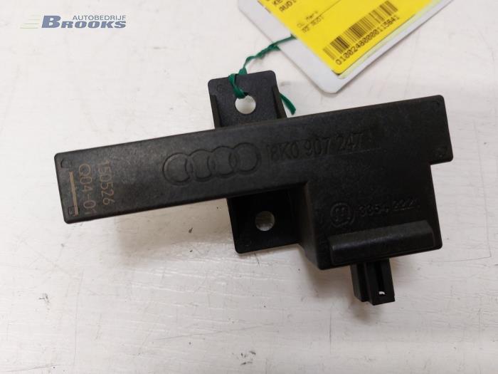 Używane Keyless Entry-Antena Audi A8 (D4) 4.2 TDI V8 32V Quattro Cena € 10,00 Procedura marży oferowane przez Autobedrijf Brooks