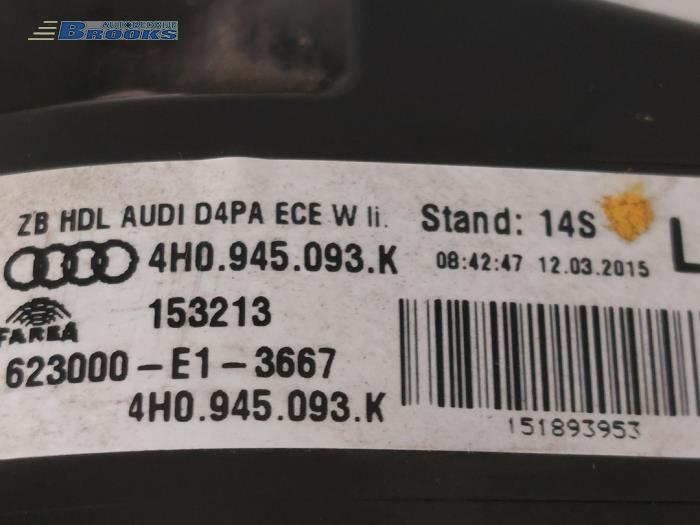 Luz trasera izquierda de un Audi A8 (D4) 4.2 TDI V8 32V Quattro 2015