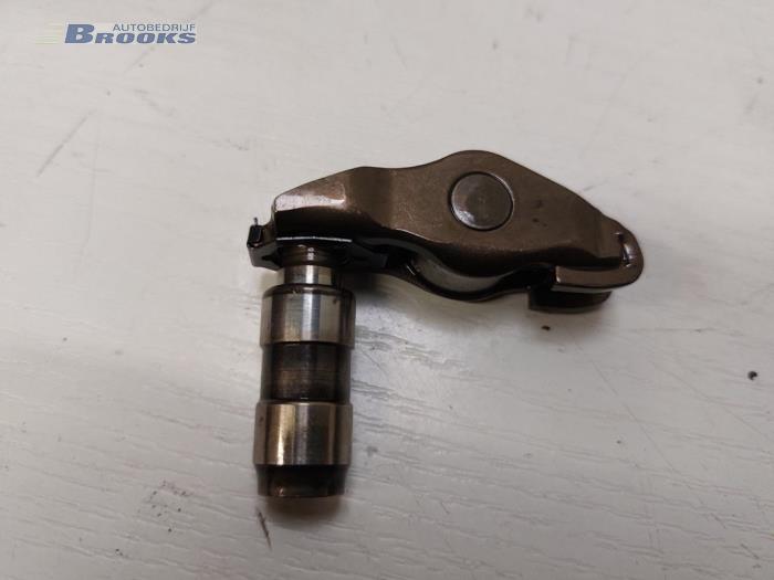 Gebrauchte Kipphebel Audi RS 5 (8F7) 4.2 V8 32V Preis € 20,00 Margenregelung angeboten von Autobedrijf Brooks