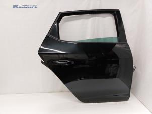 Używane Drzwi prawe tylne wersja 4-drzwiowa Seat Leon (5FB) 1.0 TSI 12V Cena € 250,00 Procedura marży oferowane przez Autobedrijf Brooks