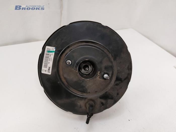 Usagé Servo frein Peugeot 207/207+ (WA/WC/WM) 1.4 16V VTi Prix € 20,00 Règlement à la marge proposé par Autobedrijf Brooks