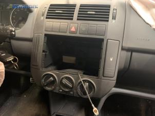 Used Heater control panel Volkswagen Polo IV (9N1/2/3) 1.6 16V Price € 20,00 Margin scheme offered by Autobedrijf Brooks