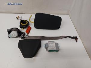 Used Airbag set + module Kia Rio II (DE) 1.4 16V Price € 175,00 Margin scheme offered by Autobedrijf Brooks