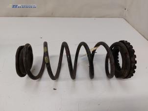 Used Rear coil spring Kia Rio II (DE) 1.4 16V Price € 20,00 Margin scheme offered by Autobedrijf Brooks