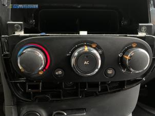 Used Heater control panel Renault Clio IV (5R) 0.9 Energy TCE 90 12V Price € 25,00 Margin scheme offered by Autobedrijf Brooks