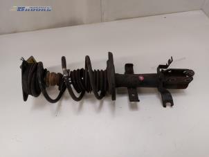 Used Front shock absorber rod, left Renault Clio IV (5R) 0.9 Energy TCE 90 12V Price € 30,00 Margin scheme offered by Autobedrijf Brooks