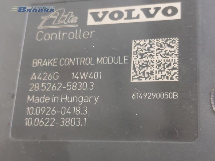 ABS pump Volvo V60 I 2.0 D4 16V - 31400546 D4204T5 VOLVO