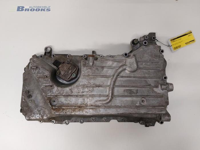 Gebrauchte Ölwanne Volkswagen Multivan T5 (7E/7HC/7HF/7HM) 2.5 Tdi Preis € 30,00 Margenregelung angeboten von Autobedrijf Brooks