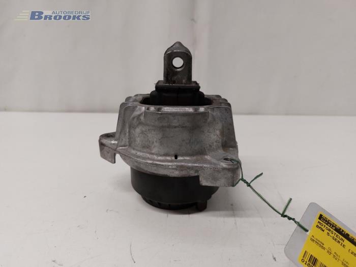 Gebrauchte Motorlager BMW 5 serie Gran Turismo (F07) 530d 24V Preis € 20,00 Margenregelung angeboten von Autobedrijf Brooks