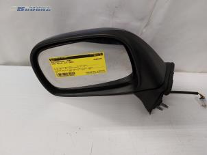 Used Wing mirror, left Opel Agila (A) 1.2 16V Price € 25,00 Margin scheme offered by Autobedrijf Brooks