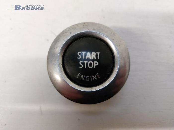 Interruptores Start/Stop de un BMW 1 serie (E87/87N) 116i 1.6 16V 2009