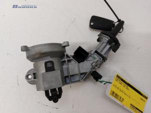 Used Ignition lock + key Opel Corsa D 1.4 16V Twinport Price € 15,00 Margin scheme offered by Autobedrijf Brooks