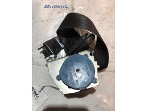 Usados Cinturón de seguridad izquierda delante Alfa Romeo 159 Sportwagon (939BX) 1.9 JTDm 16V Precio € 40,00 Norma de margen ofrecido por Autobedrijf Brooks